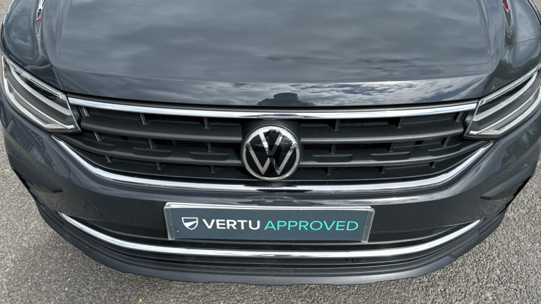 Volkswagen Tiguan 1.5 TSI 150 Life 5dr DSG Petrol Estate